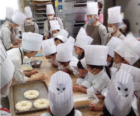 食の幼稚園・小学校「ちぎりパン」開催しました！