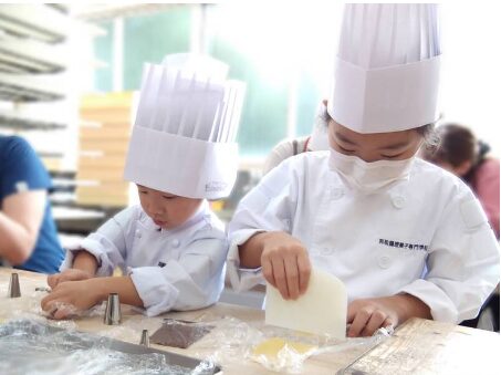 食の幼稚園・小学校「ちぎりパン」開催しました！